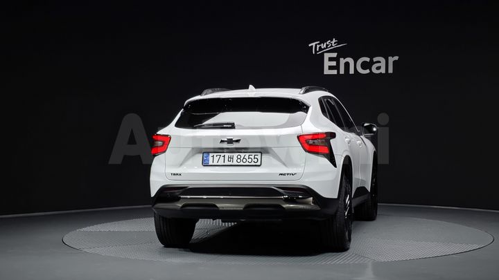 Chevrolet Trax 2025 — 4