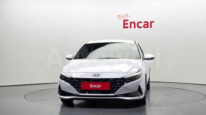 Hyundai Avante 2021 — 3