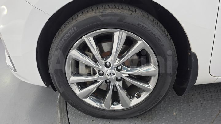 Kia Carnival 2019 — 5