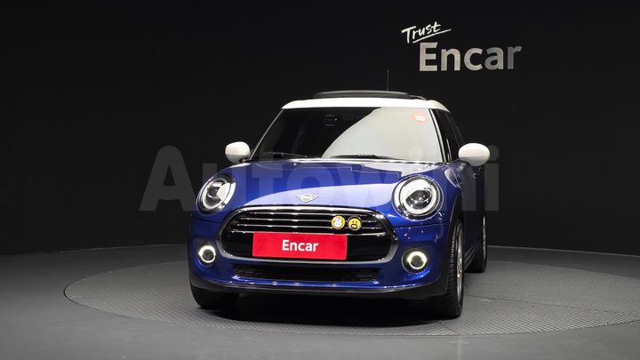 Mini Cooper 2020 — 3