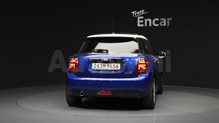 Mini Cooper 2020 — 4