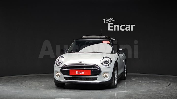 Mini Cooper 2021 — 2