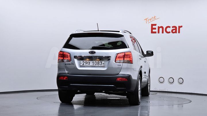 Kia Sorento 2010 — 4