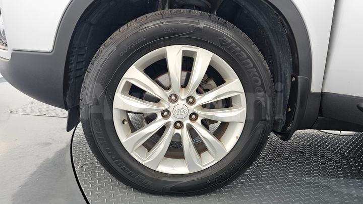 Kia Sorento 2010 — 5