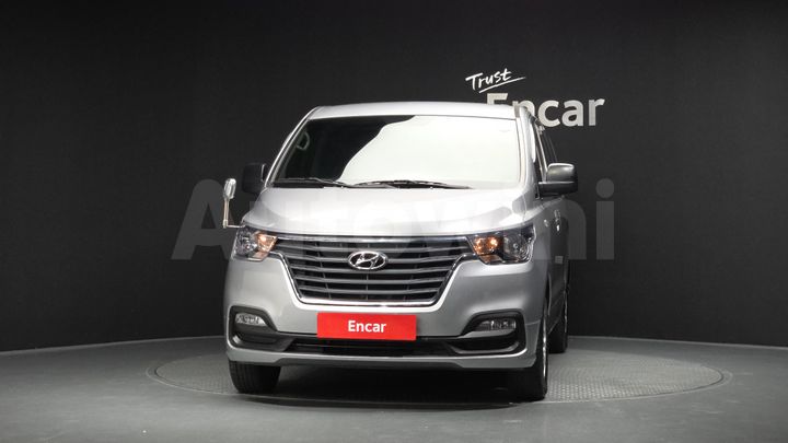 Hyundai Starex 2021 — 3