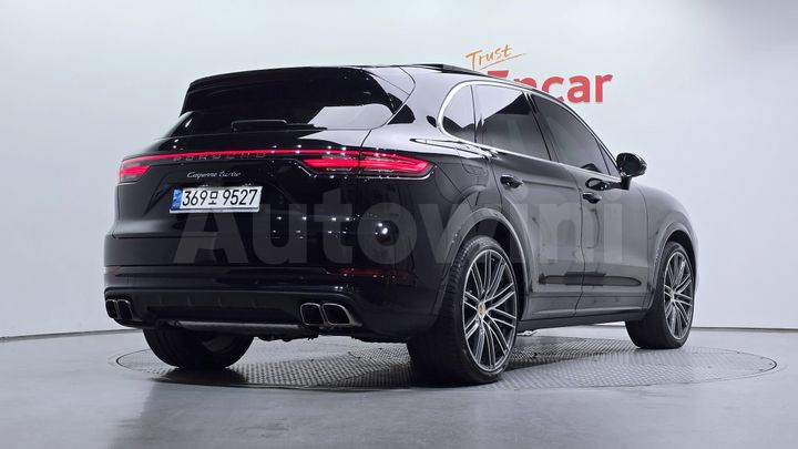 Porsche Cayenne 2022 — 2
