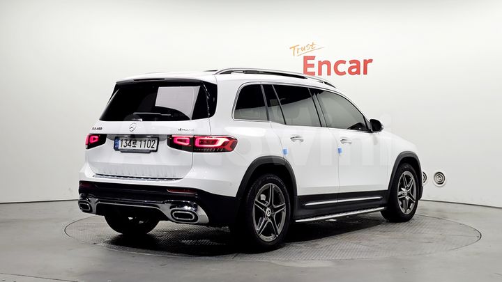 Mercedes-Benz GLB Class 2021 — 2