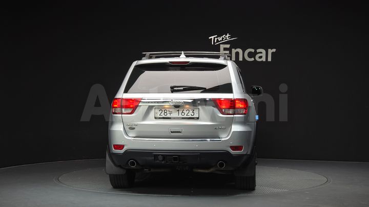 Jeep Cherokee 2013 — 4