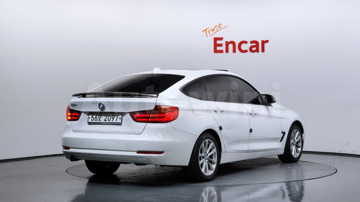 BMW 3 Series 2015 — 2