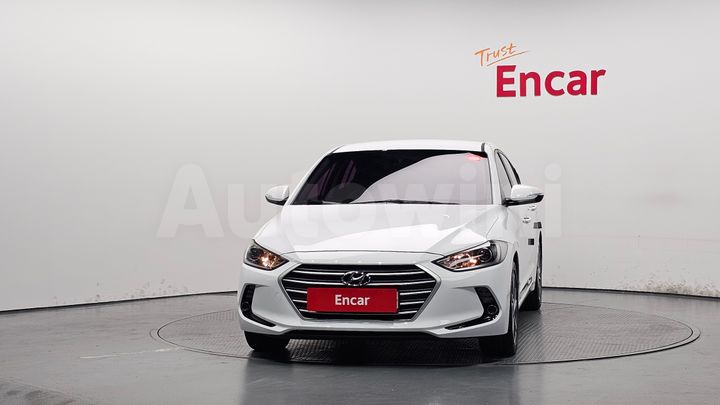 Hyundai Avante 2018 — 3