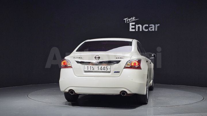 Nissan Altima 2015 — 4