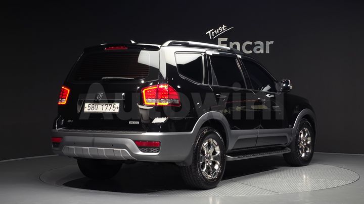 Kia Mohave 2017 — 2