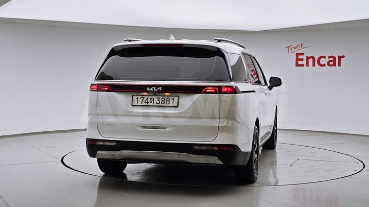 Kia Carnival 2023 — 4