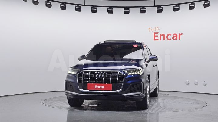 Audi Q7 2021 — 3