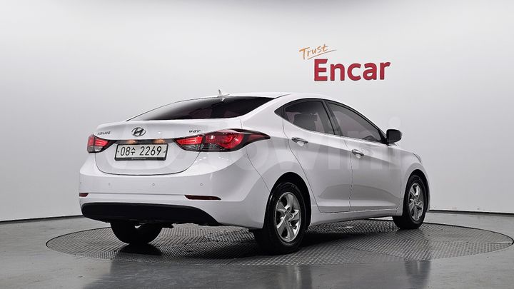 Hyundai Avante 2016 — 2