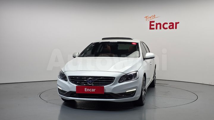 Volvo S60 2016 — 3