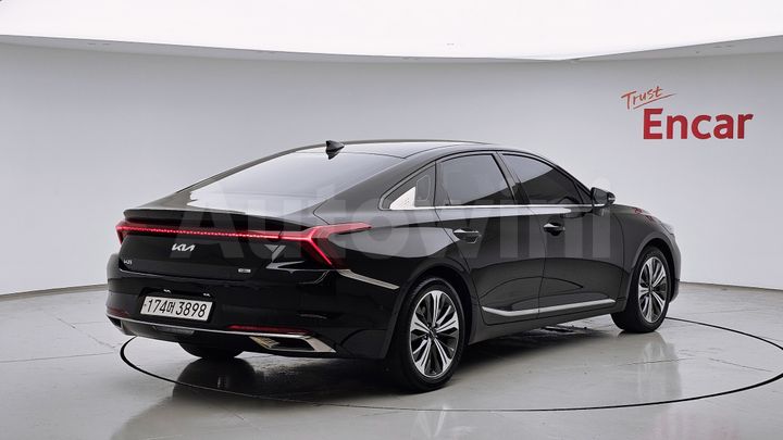 Kia K8 2023 — 2