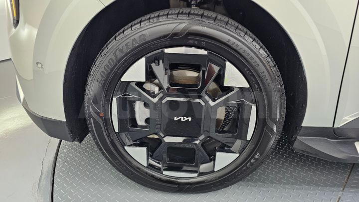 Kia Carnival 2026 — 5