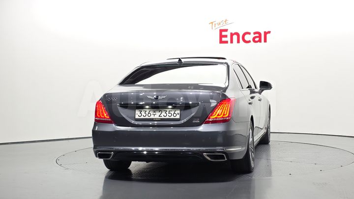 Genesis EQ900 2016 — 4