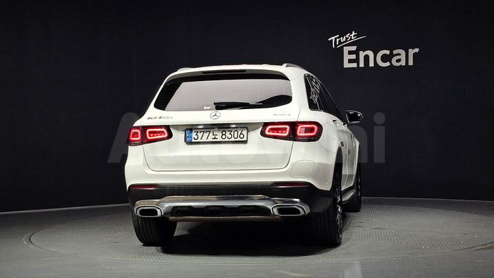 Mercedes-Benz GLC Class 2021 — 4