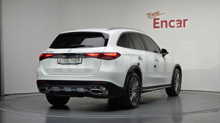 Mercedes-Benz GLC Class 2025 — 2