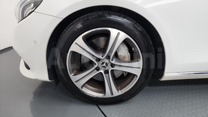 Mercedes Benz E Class 2019 — 5