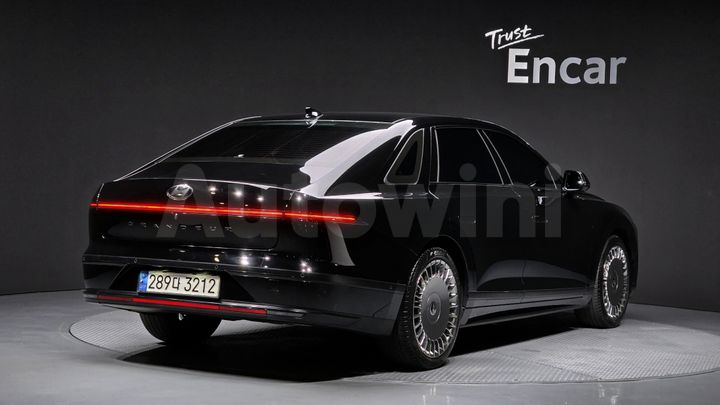 Hyundai Grandeur 2023 — 2
