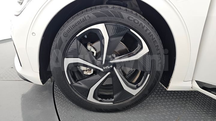 Kia EV6 2022 — 5