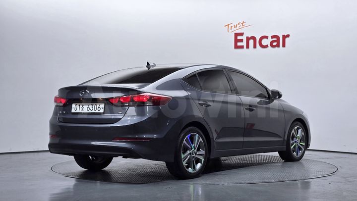 Hyundai Avante 2018 — 2