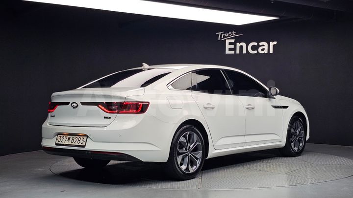 Renault SM6 2019 — 2