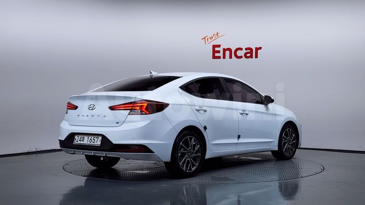 Hyundai Avante 2019 — 2