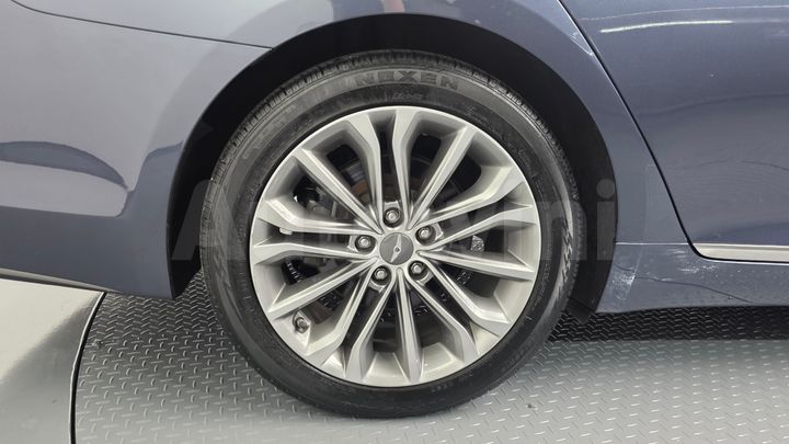 Hyundai Genesis 2015 — 4