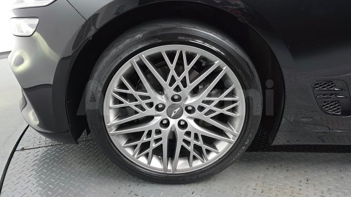 Genesis G70 2021 — 4
