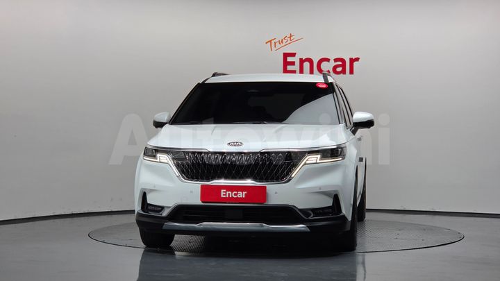 Kia Carnival 2021 — 3