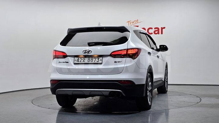 Hyundai SantaFe 2015 — 3