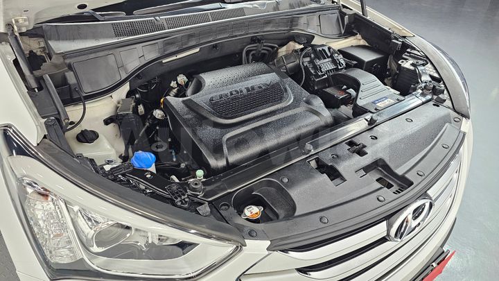 Hyundai SantaFe 2015 — 5