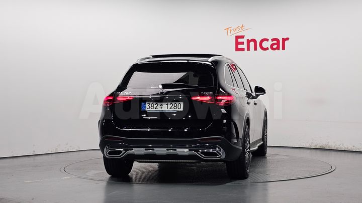 Mercedes-Benz GLC Class 2025 — 4