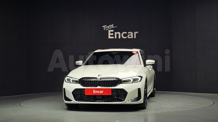 BMW 3 Series 2024 — 3