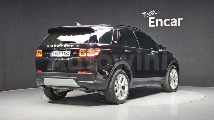 Land Rover Discovery Sport 2023 — 2