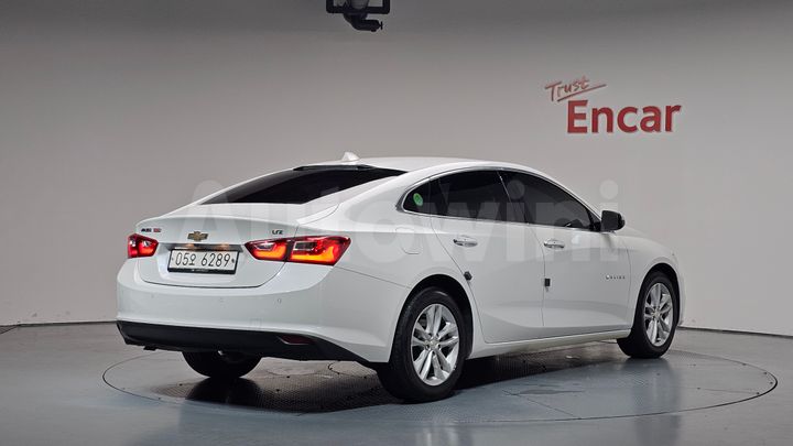 Chevrolet Malibu 2017 — 2