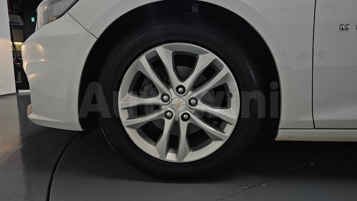 Chevrolet Malibu 2017 — 5