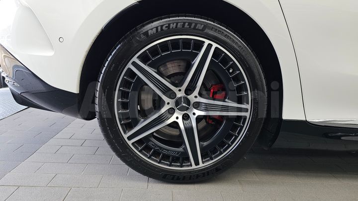 Mercedes Benz EQE