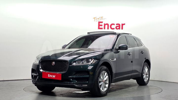 Jaguar F PACE