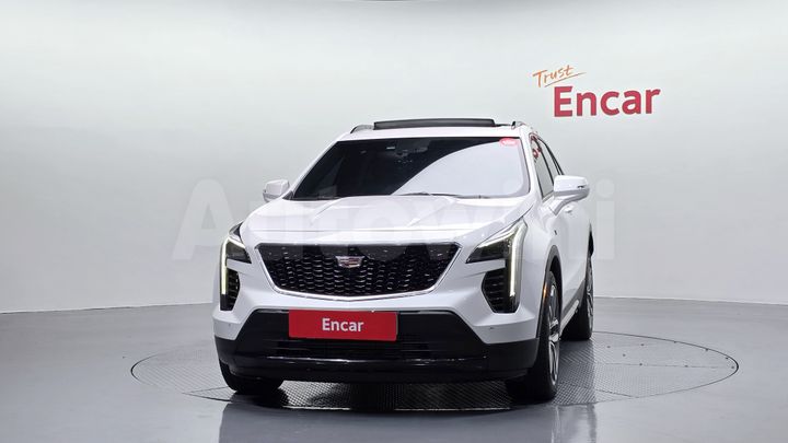 Cadillac XT4 2023 — 3