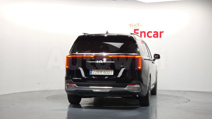 Kia Carnival 2024 — 4