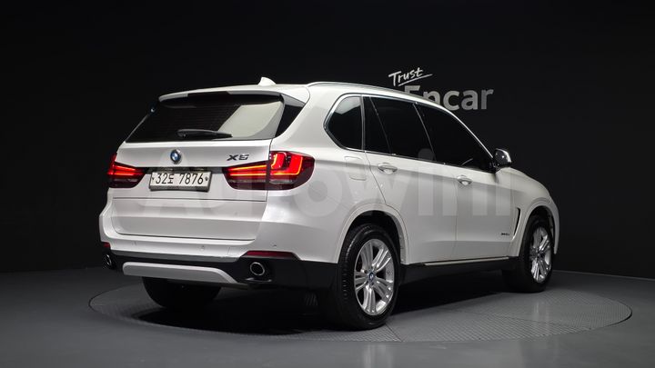 BMW X5 2015 — 2