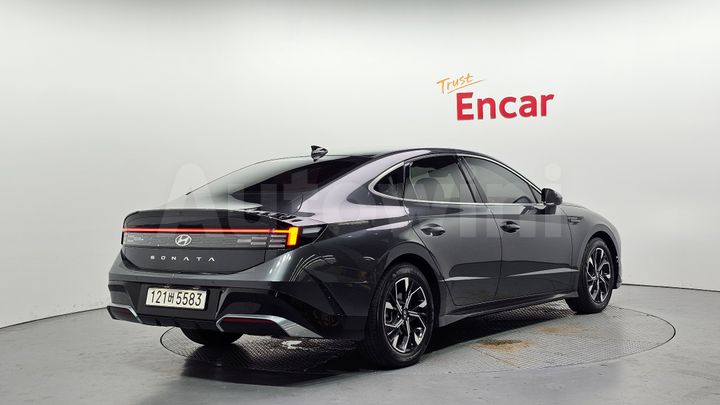 Hyundai Sonata 2024 — 2