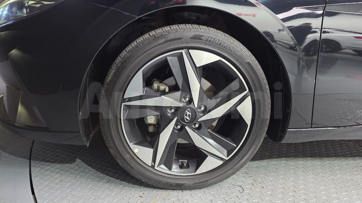 Hyundai Avante 2023 — 5