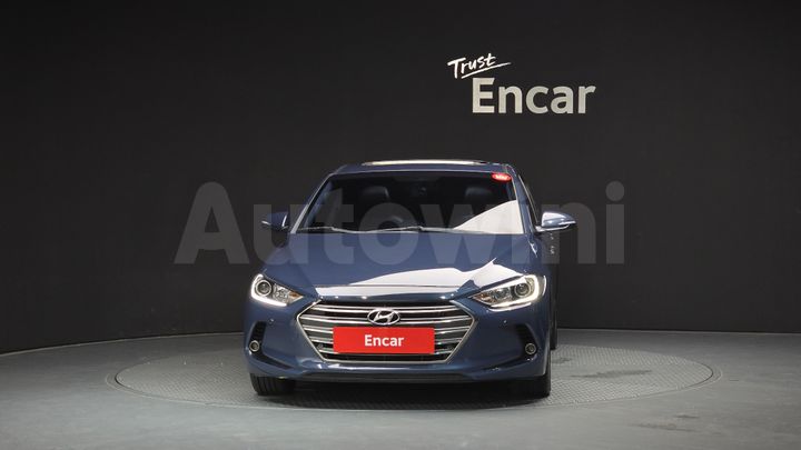 Hyundai Avante 2016 — 3