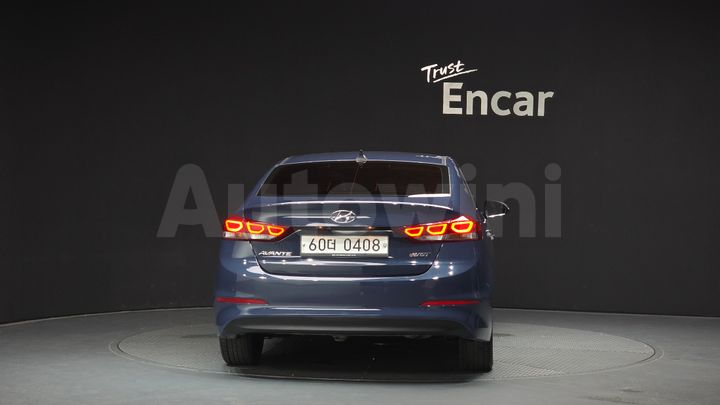 Hyundai Avante 2016 — 4